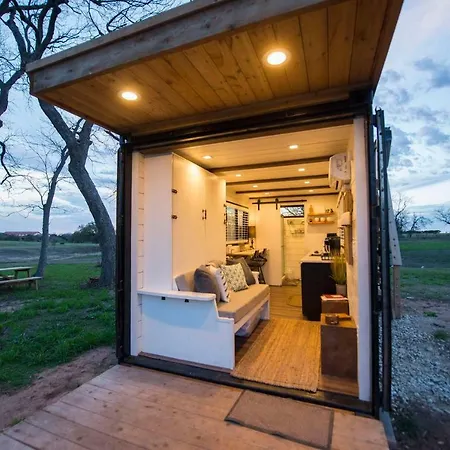 Stillwater House Elegant Tiny Container Home Near Magnolia Waco Exterior photo