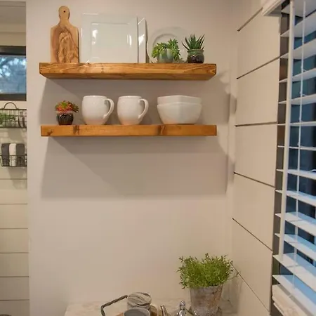 Stillwater House Elegant Tiny Container Home Near Magnolia Waco Exterior photo
